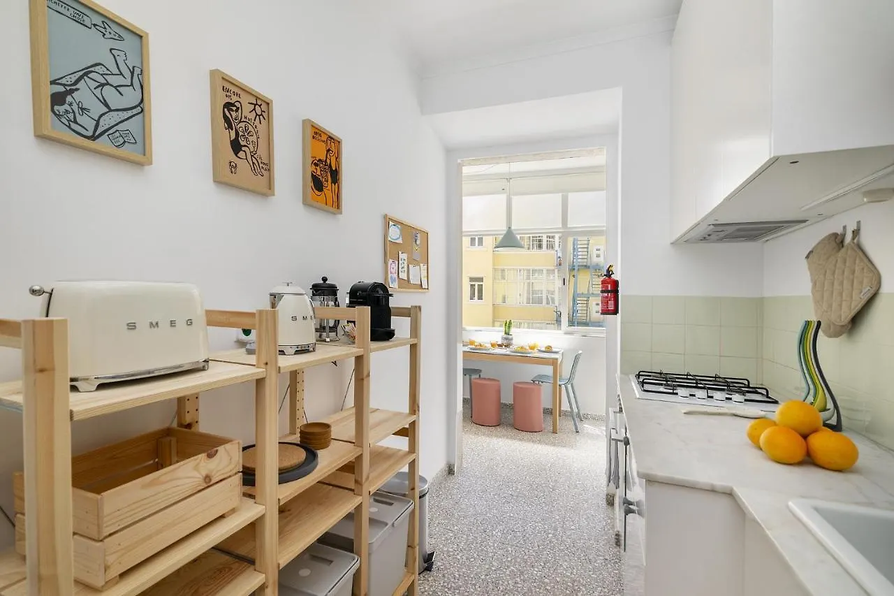 Apartamento Whome Lisbon Urban Chic, Great For D Nomads & R Workers